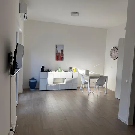 Artexia Diamante A2 Bed & Breakfast Valenza